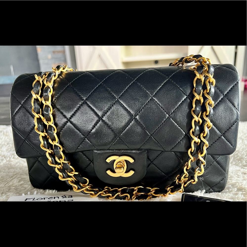 Chanel Classic Flap Black Small Vintage GHW Lambskin